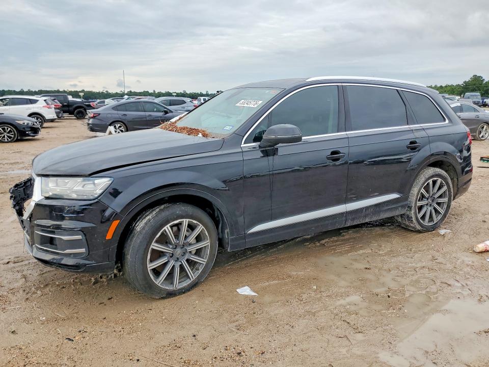 2017 AUDI Q7 — VIN WA1LAAF76HD028825