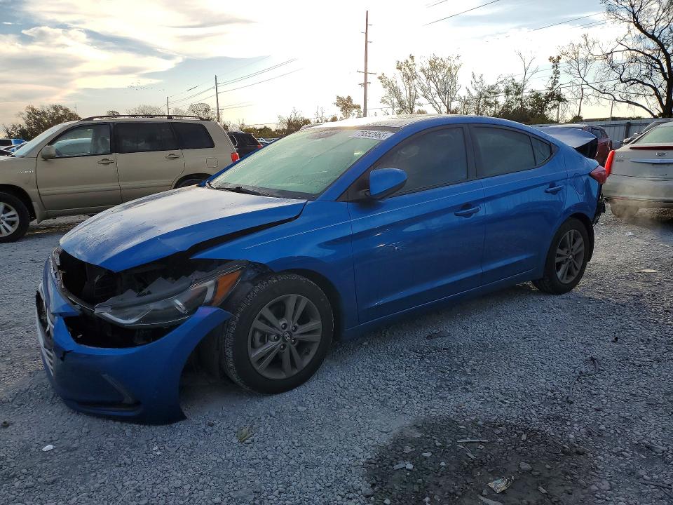 2018 HYUNDAI ELANTRA — VIN 5NPD84LF6JH290301