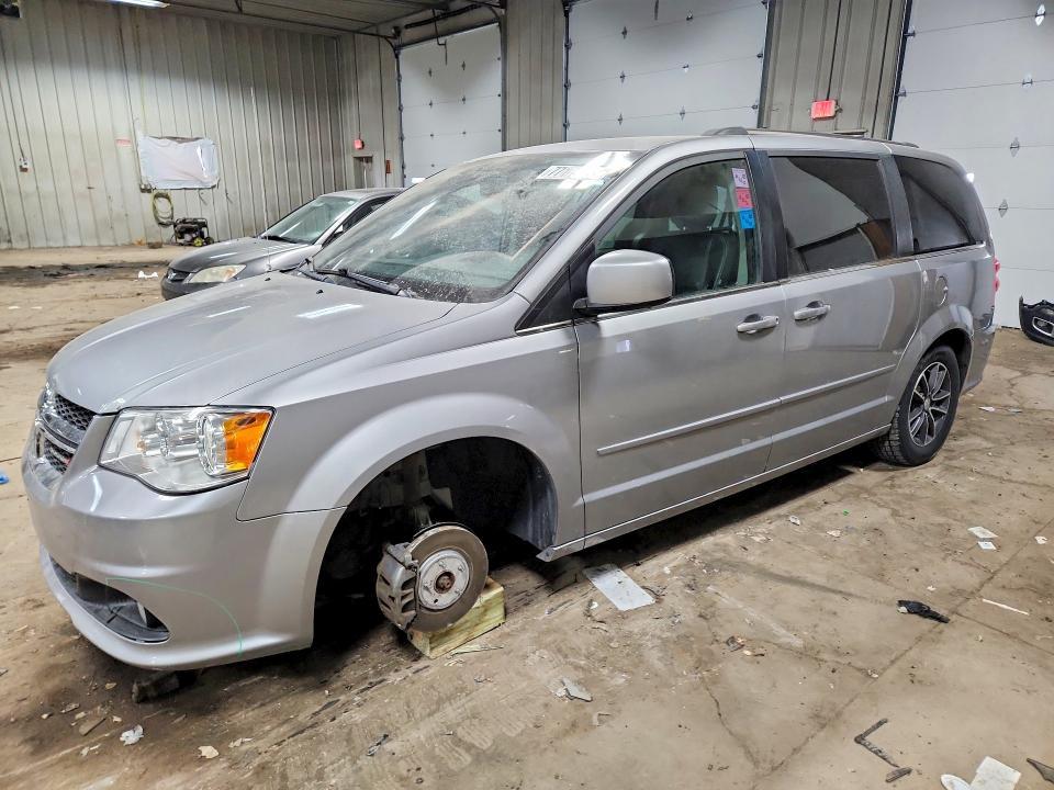 2017 DODGE GRAND CARAVAN — VIN 2C4RDGCG7HR813270