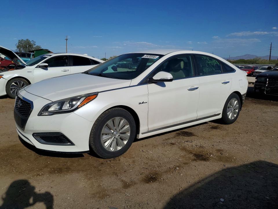 2016 HYUNDAI SONATA HYBRID — VIN KMHE24L12GA014056