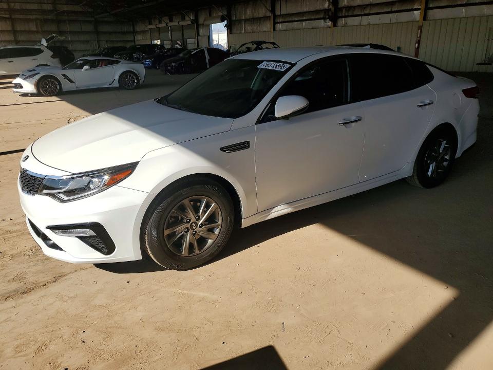 2019 KIA OPTIMA — VIN 5XXGT4L33KG335743