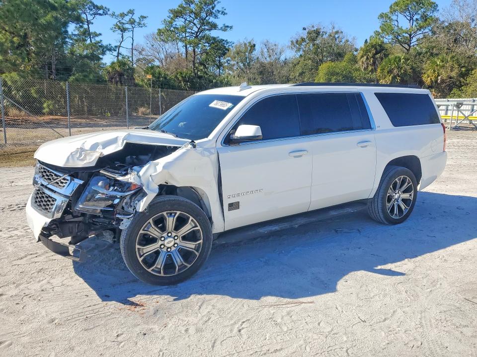 2017 CHEVROLET SUBURBAN — VIN 1GNSCHKC5HR344671