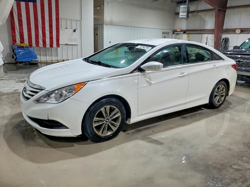2014 HYUNDAI SONATA GLS — VIN 5NPEB4AC8EH901093