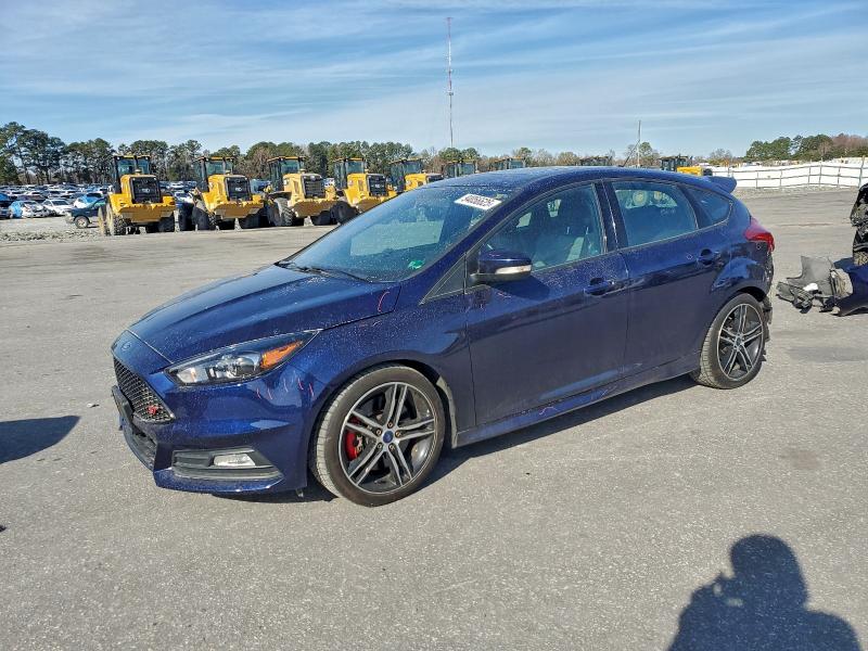 2017 FORD FOCUS ST — VIN 1FADP3L94HL221528