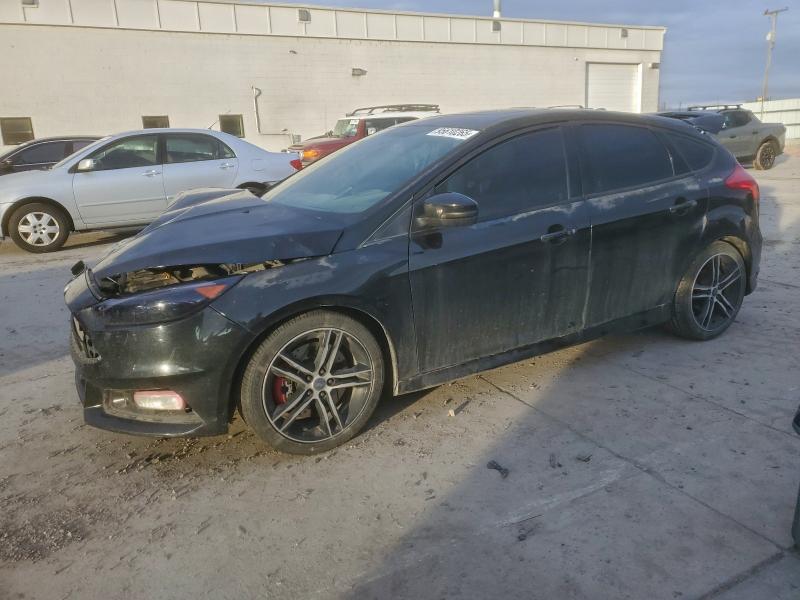 2015 FORD FOCUS ST — VIN 1FADP3L90FL227548