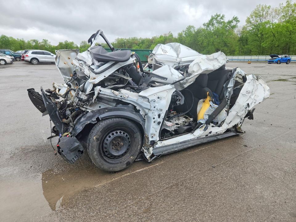 2018 FORD FOCUS — VIN 1FADP3E27JL310077