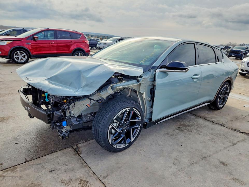 2025 KIA K4 GT LINE — VIN 3KPFW4DE6SE124886