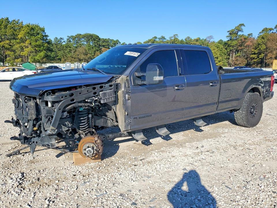 2022 FORD F350 — VIN 1FT8W3BT1NEC46043