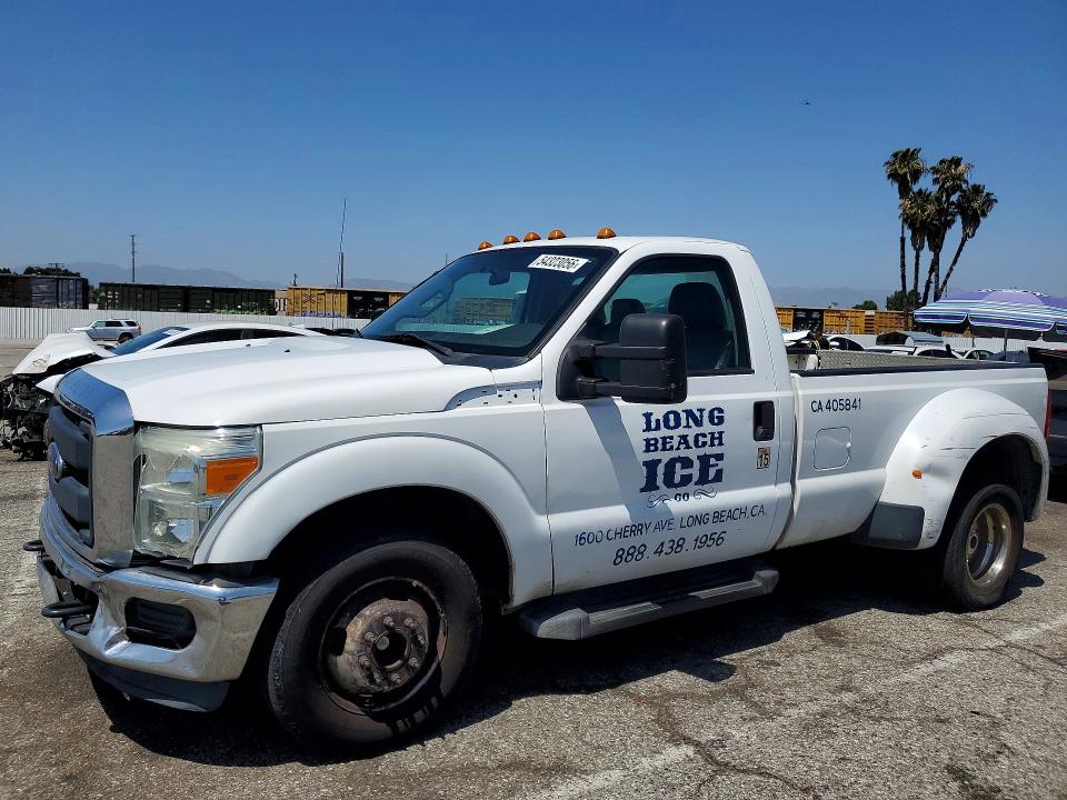 2015 FORD F350 — VIN 1FTRF3C66FED67617