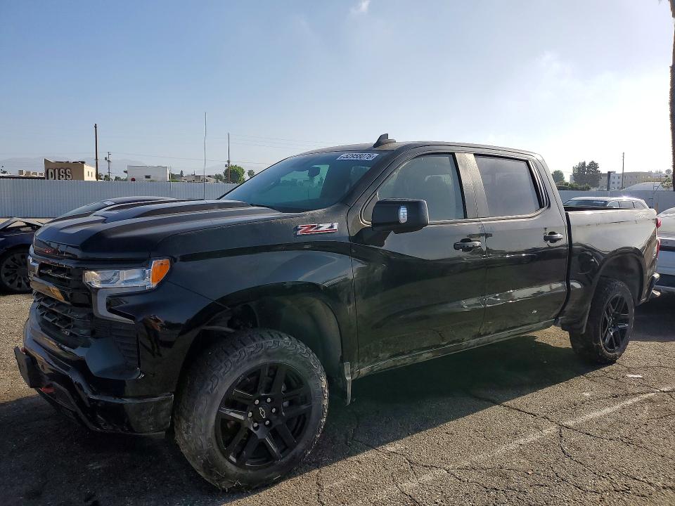 2024 CHEVROLET SILVERADO — VIN 3GCUDFED5RG239346