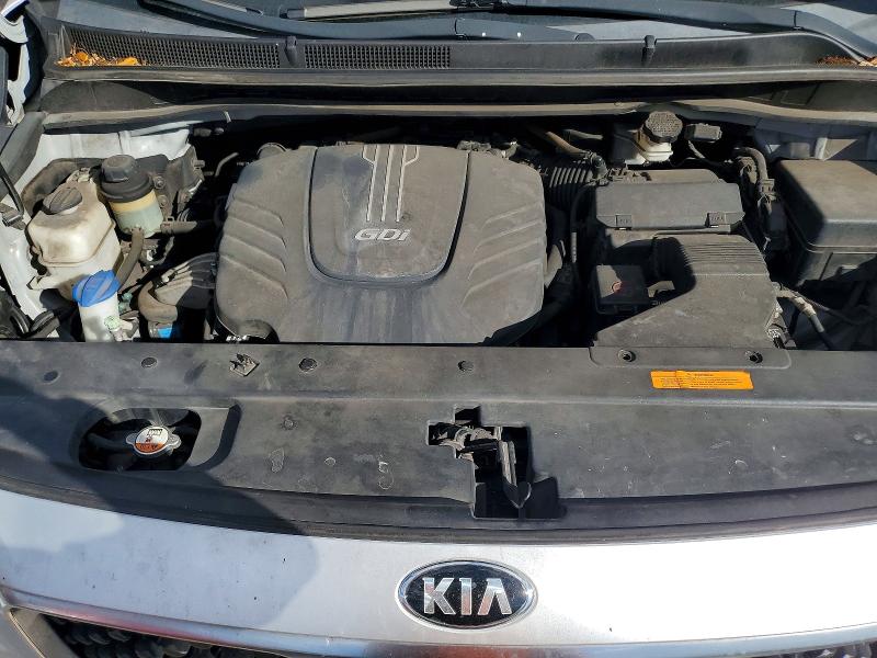 KNDMC5C16G6136974