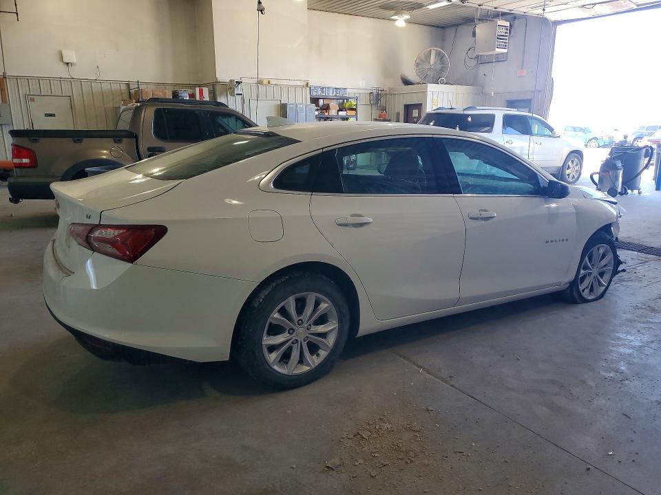 1G1ZD5ST6LF120539
