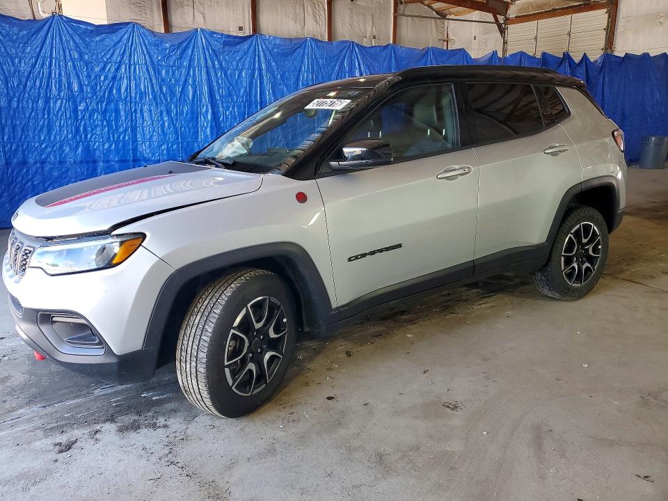 2025 JEEP COMPASS — VIN 3C4NJDDN4ST532938