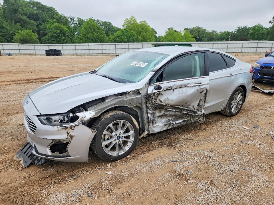 2019 FORD FUSION — VIN 3FA6P0LU4KR106321