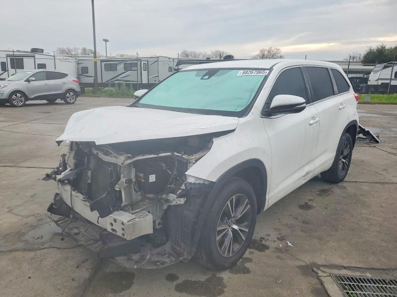2017 TOYOTA HIGHLANDER — VIN 5TDZARFH6HS031123