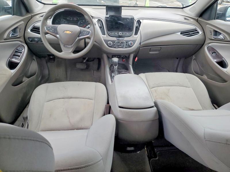 1G1ZB5ST1MF015396