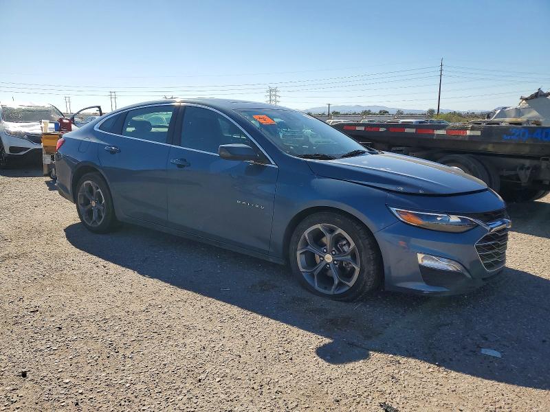 1G1ZD5ST7RF201140