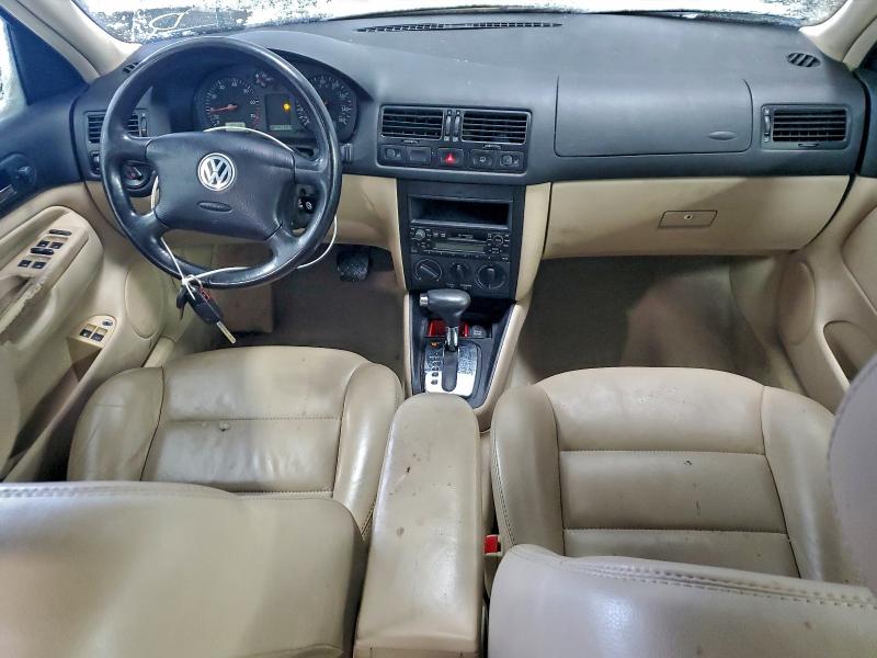 3VWSA29M3YM012656