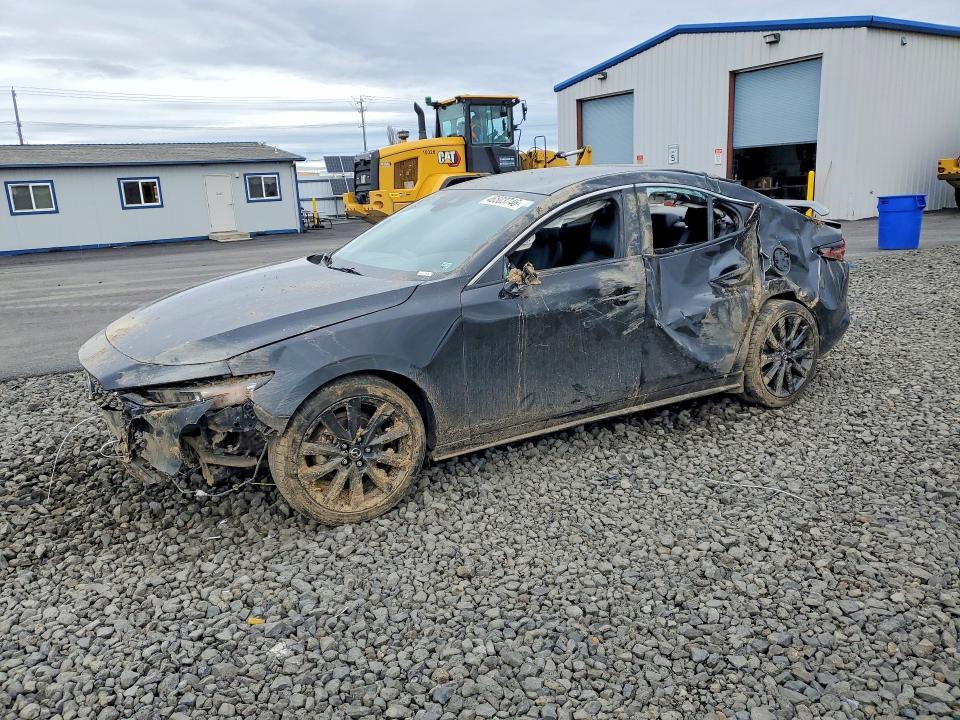 2021 MAZDA 3 — VIN JM1BPABLXM1330360