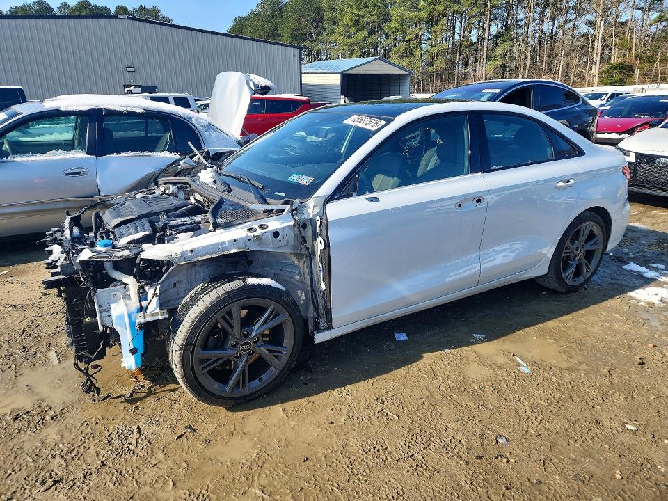2024 AUDI A3 — VIN WAUGUDGY1RA067233