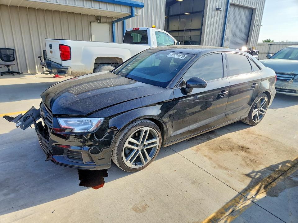 2019 AUDI A3 — VIN WAUAUGFF1KA083817