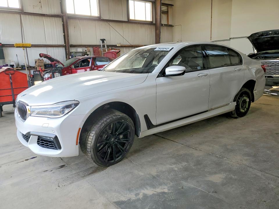 2016 BMW 750 — VIN WBA7B0C53GG526993
