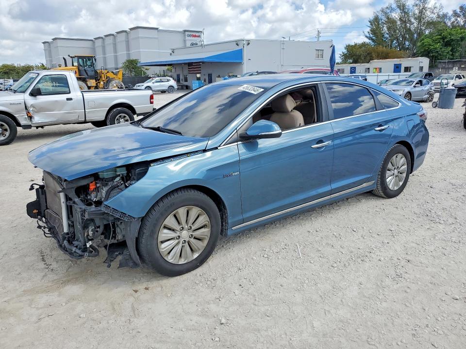 2016 HYUNDAI SONATA HYBRID — VIN KMHE24L18GA025689