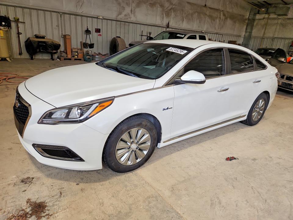 2016 HYUNDAI SONATA HYBRID — VIN KMHE24L17GA022511