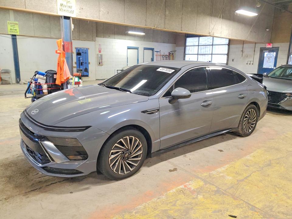 2024 HYUNDAI SONATA HYBRID — VIN KMHL34JJ1RA097957