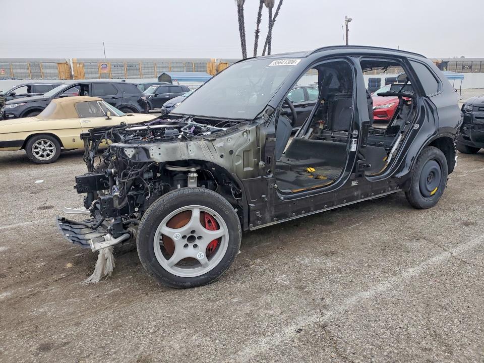5UX13EU03R9W16351