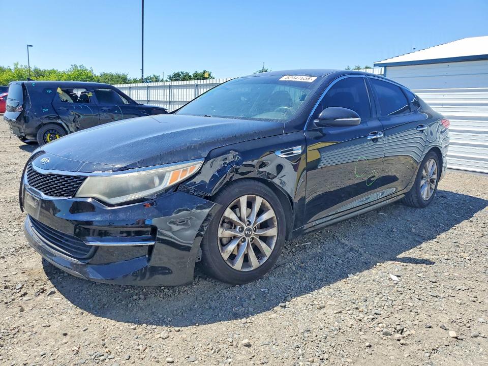 2016 KIA OPTIMA — VIN 5XXGT4L38GG036255
