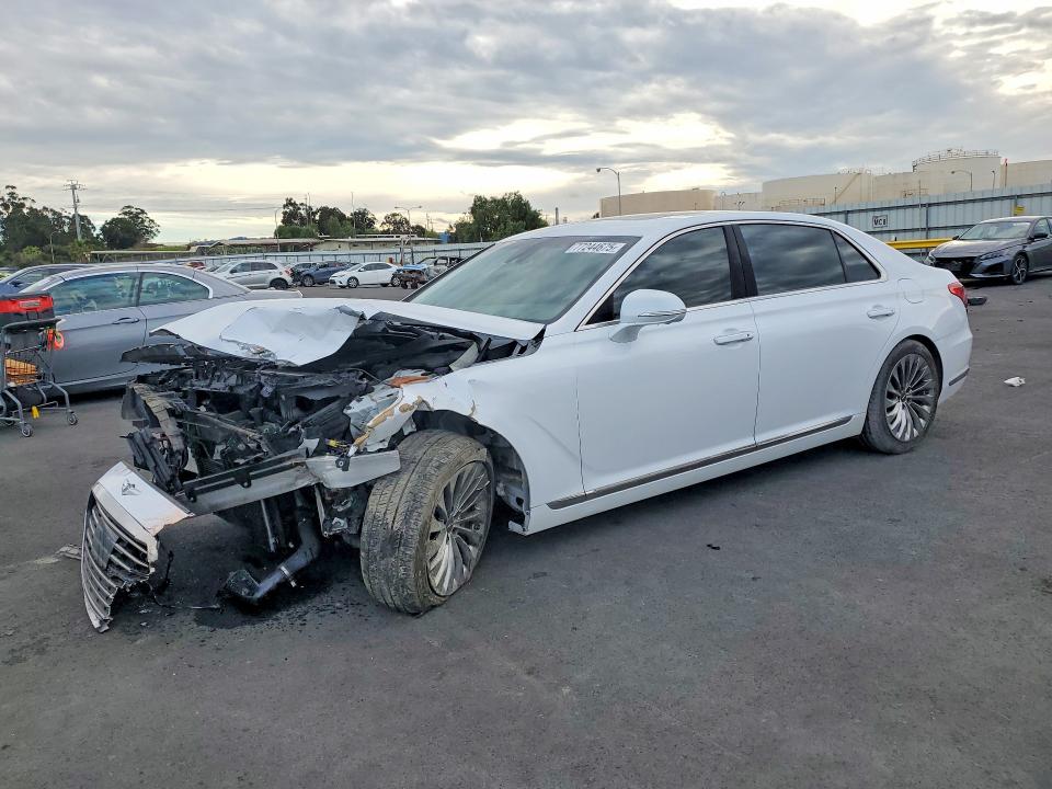 2018 HYUNDAI GENESIS — VIN KMHG34JA4JU046246