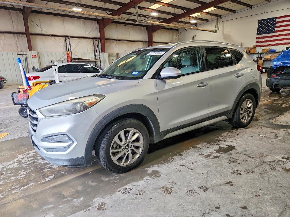 2018 HYUNDAI TUCSON — VIN KM8J33A42JU680410