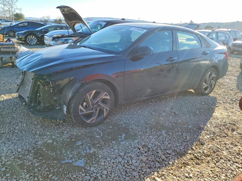 2025 HYUNDAI ELANTRA BL — VIN KMHLM4DJXSU175827