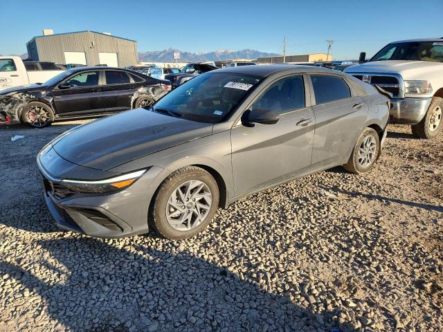 2024 HYUNDAI ELANTRA BL — VIN KMHLM4DJ3RU106679