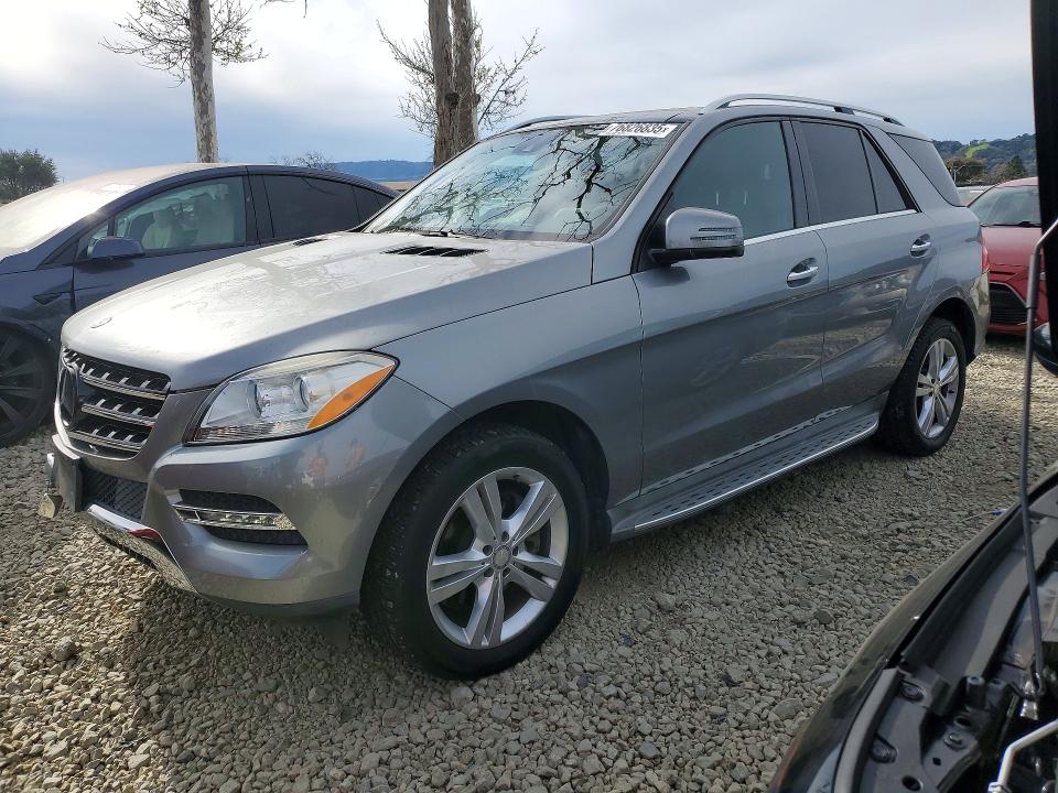 2015 MERCEDES-BENZ ML 350 4MA — VIN 4JGDA5HB0FA507092