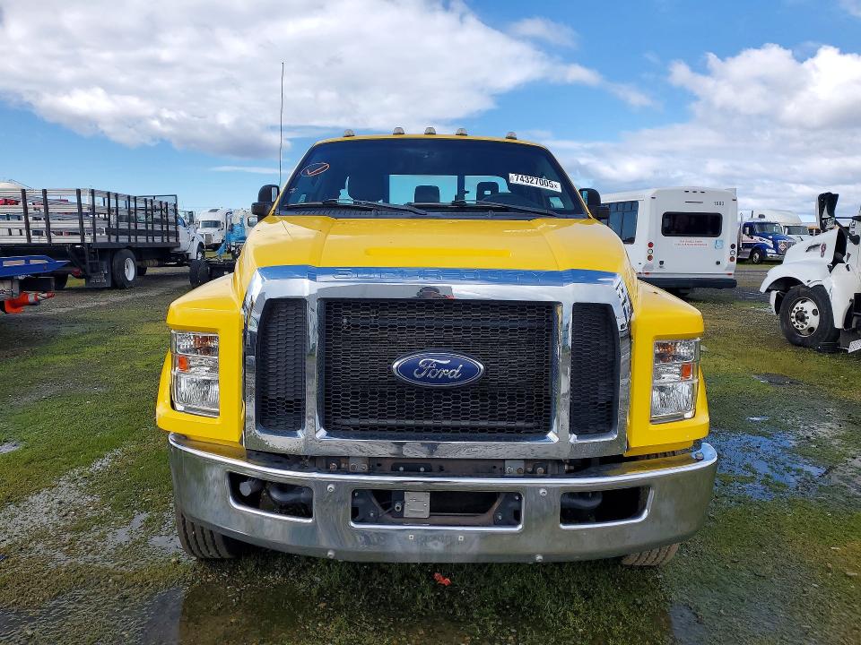 1FDWX6DC9KDF13882