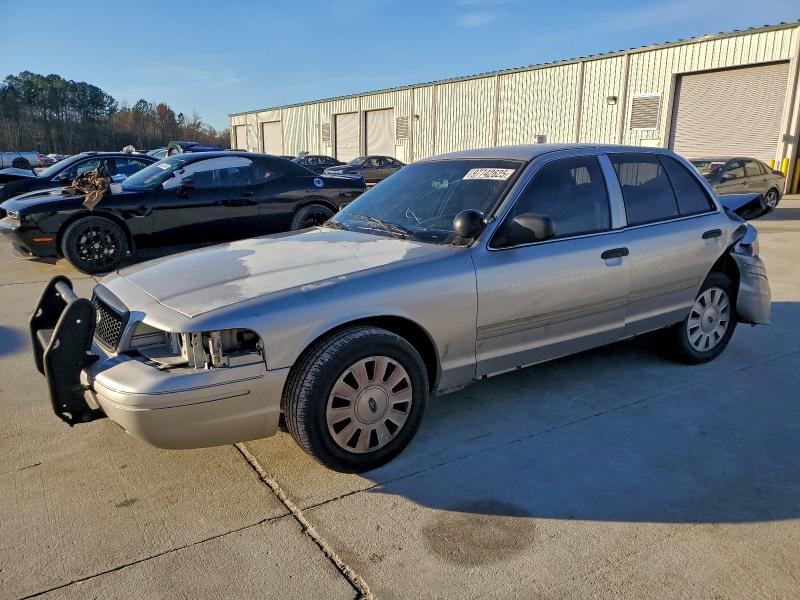 2010 FORD CROWN VICT — VIN 2FABP7BV2AX120963