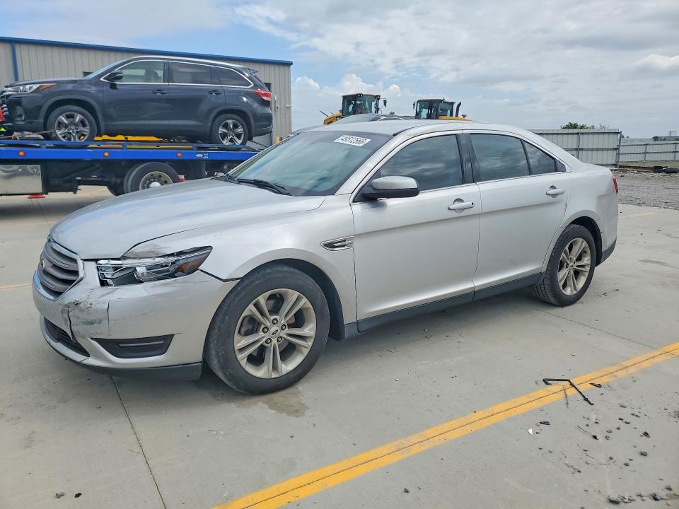 2018 FORD TAURUS — VIN 1FAHP2E88JG135346