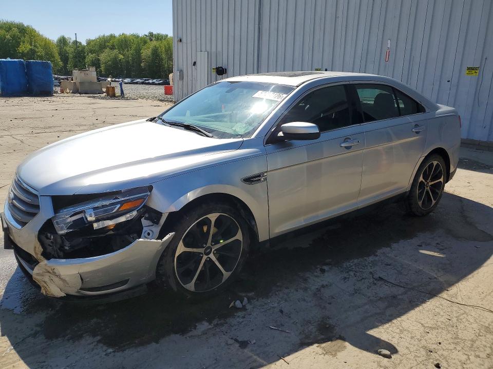 2015 FORD TAURUS — VIN 1FAHP2H84FG164149