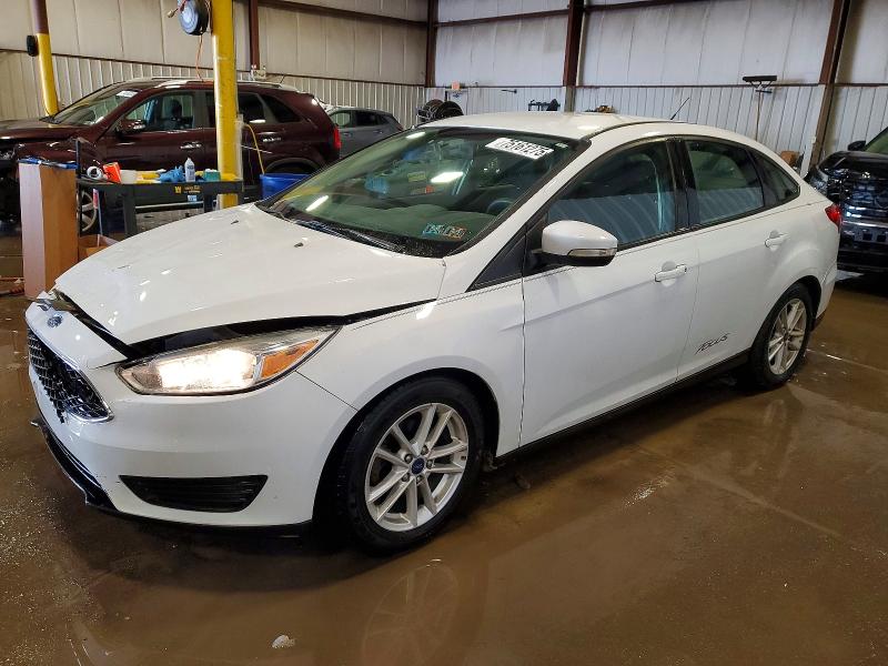 2016 FORD FOCUS SE — VIN 1FADP3F28GL306661