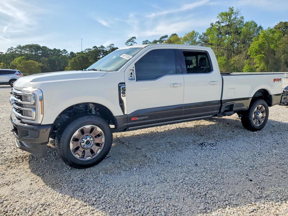 2025 FORD F350 — VIN 1FT8W3BMXSEC60561
