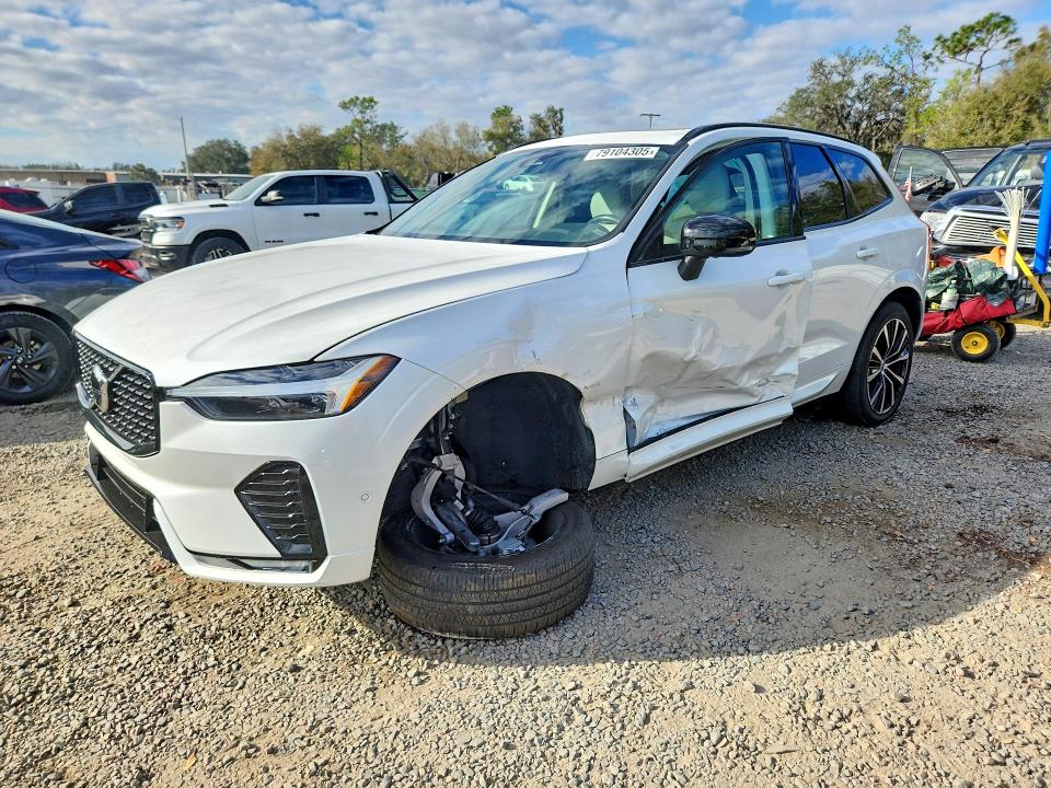 2024 VOLVO XC60 — VIN YV4L12RL5R1738044