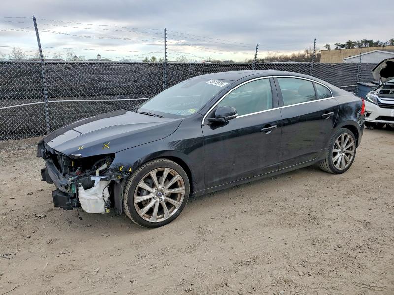 2017 VOLVO S60 — VIN LYV402TM4HB153748