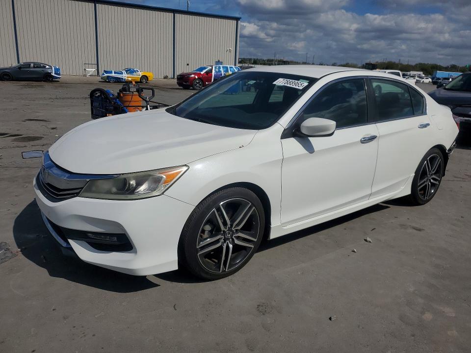 2017 HONDA ACCORD — VIN 1HGCR2F59HA268568
