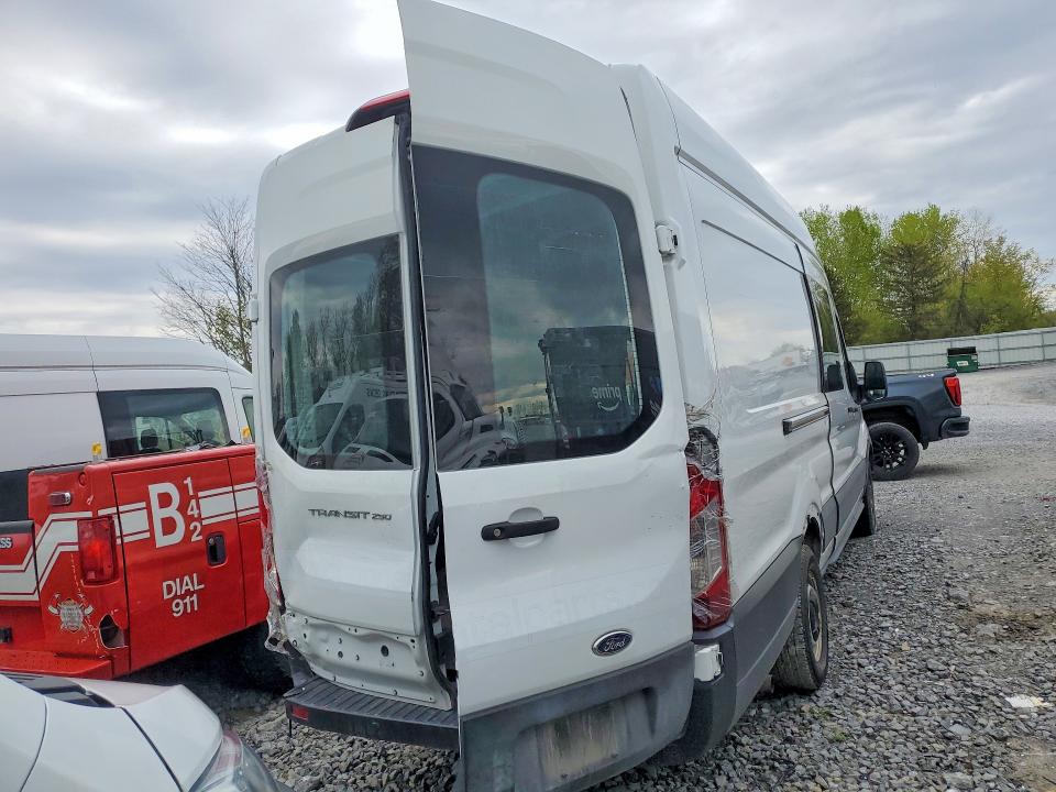 1FTBR3X8XPKB88858