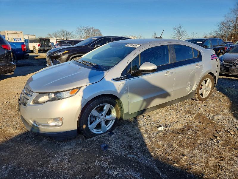 2015 CHEVROLET VOLT — VIN 1G1RA6E47FU109827