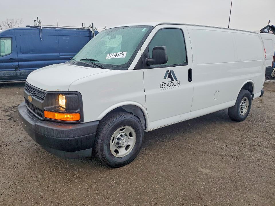 2017 CHEVROLET EXPRESS 25 — VIN 1GCWGAFF1H1343915