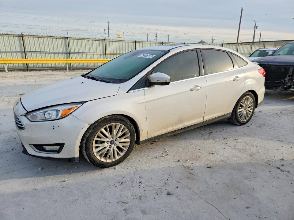 2018 FORD FOCUS TITA — VIN 1FADP3J27JL232941