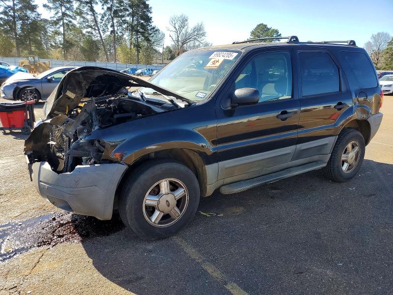 2003 FORD ESCAPE XLT — VIN 1FMYU03183KA32890
